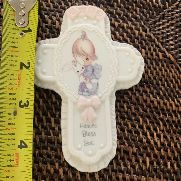 Adorable Precious Moments Cross for Baby - Picture 3 of 4